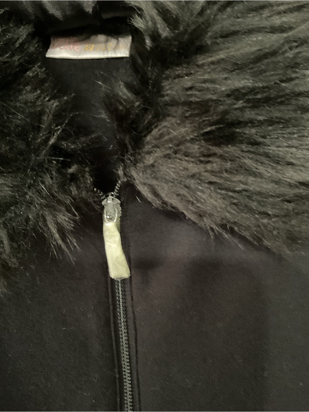 Kim Gravel Black Faux-Fur Collar Pullover Sweater - Picture 4 of 7